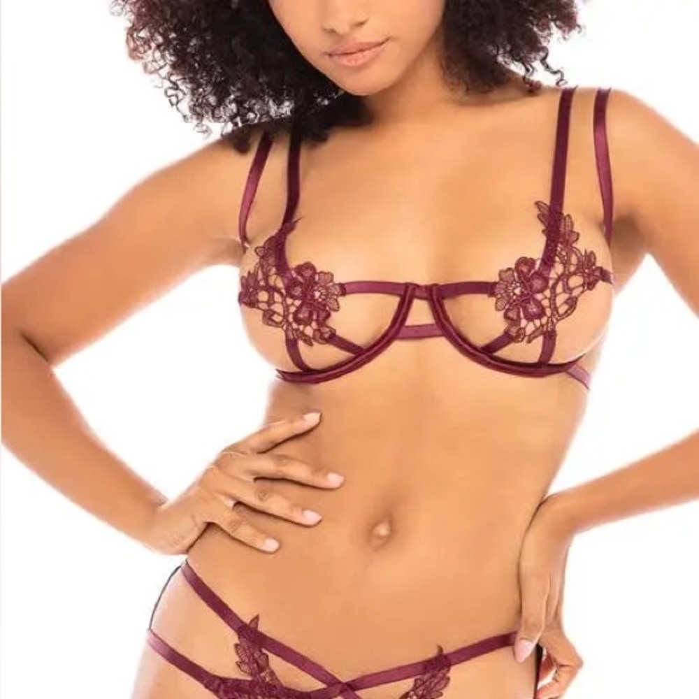 Oh La La Cheri Open Cup Underwire Bra Burgundy S/M
